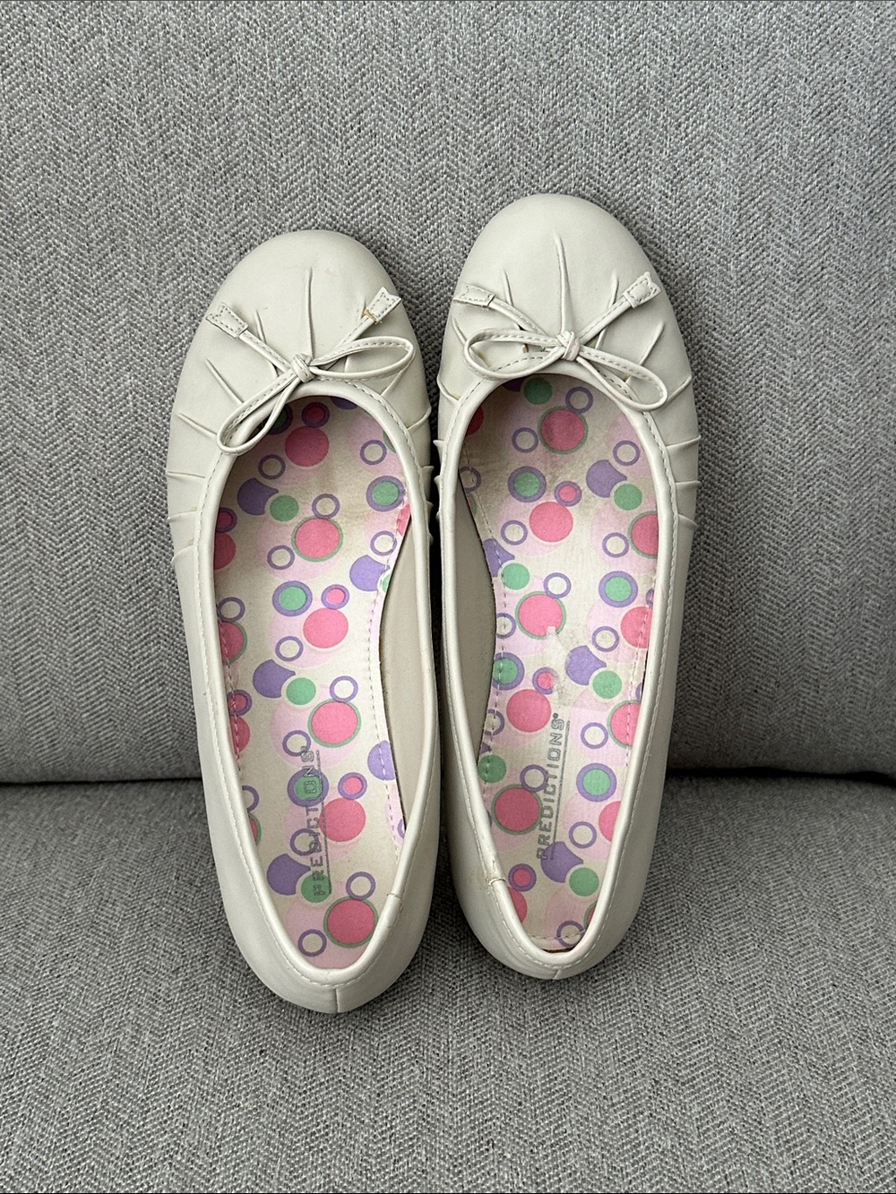 Predictions Women’s Cream Ballet Flats with Bow